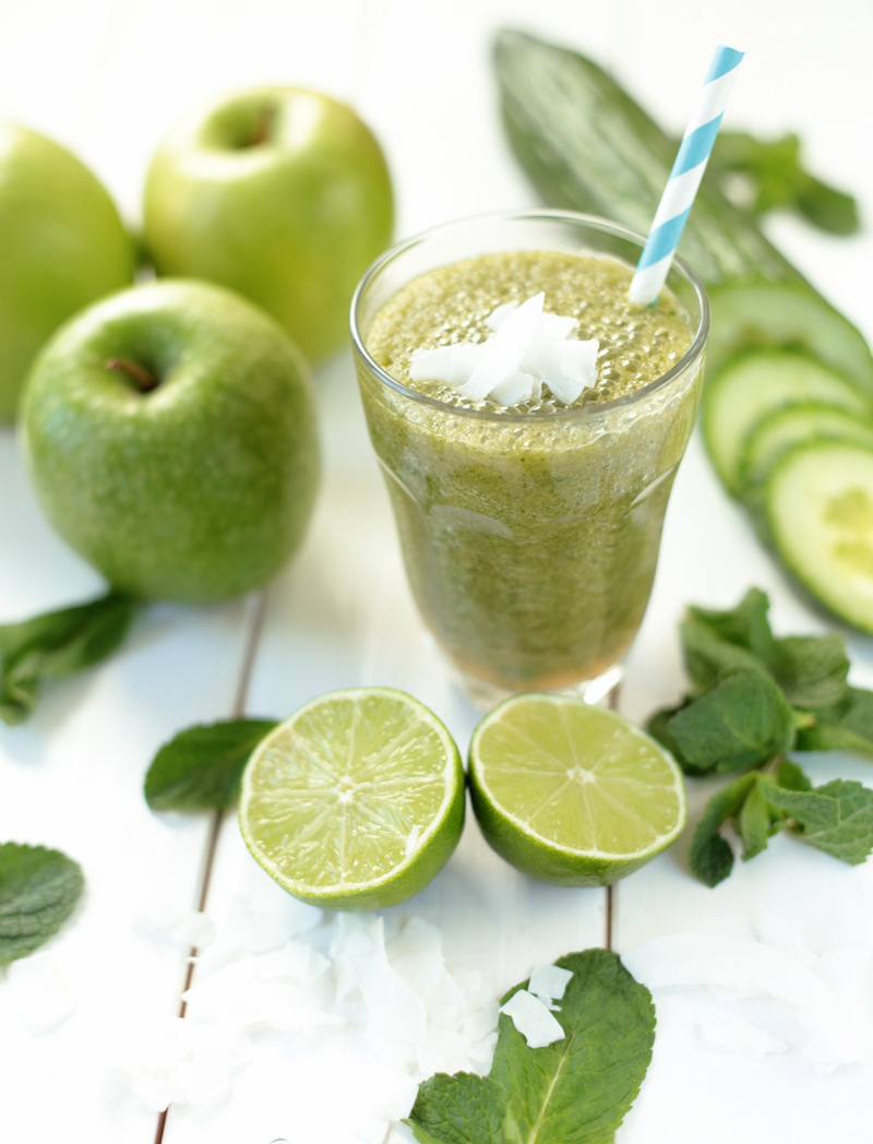 Apple Mint Smoothie • Green Evi